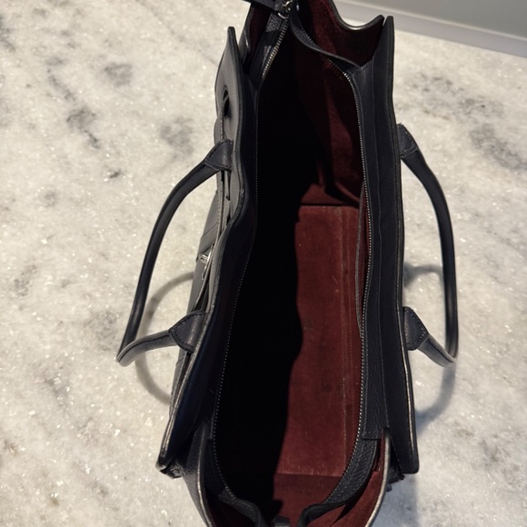 ✨ Mulberry Zipped Bayswater – Large, Dark Navy Grained Leather ✨ - Picture 7 of 13